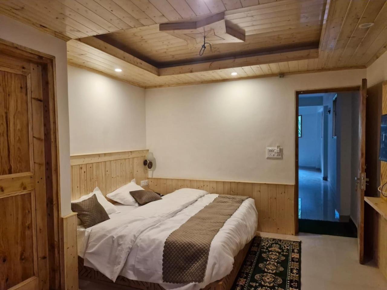 The Snow Lotus Villa Манали Экстерьер фото
